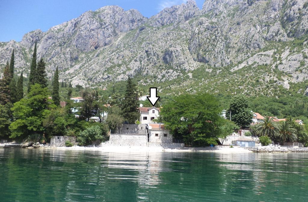 Holiday Home Ametist Kotor Oda fotoğraf