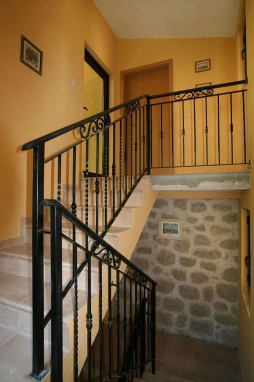 Holiday Home Ametist Kotor Oda fotoğraf