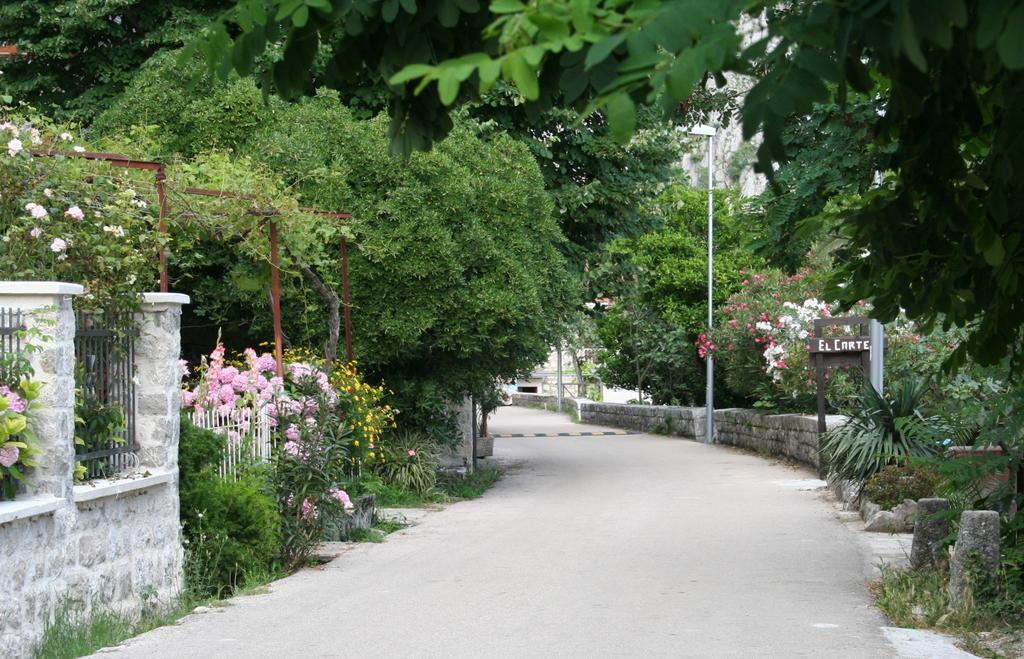 Holiday Home Ametist Kotor Dış mekan fotoğraf